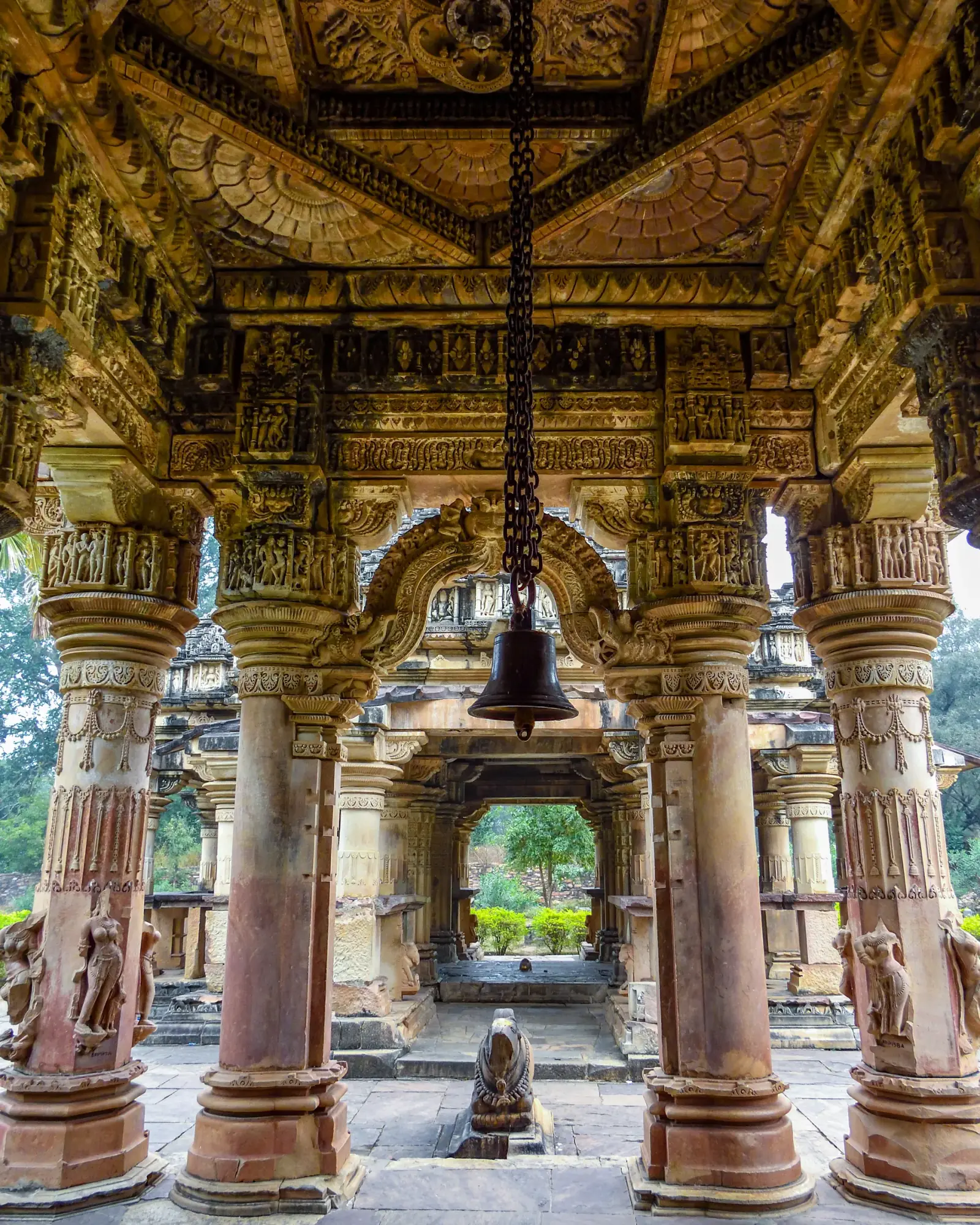 Ancient Shiva temple, Baroli